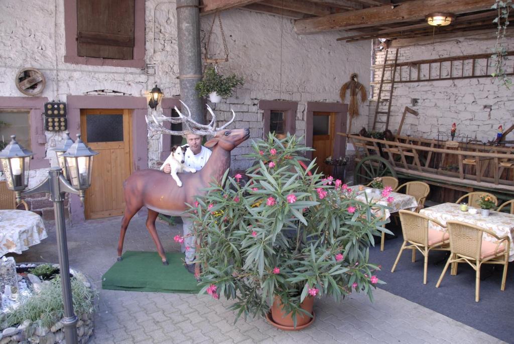 Gasthaus Zum Hirschen Ringsheim Exterior photo